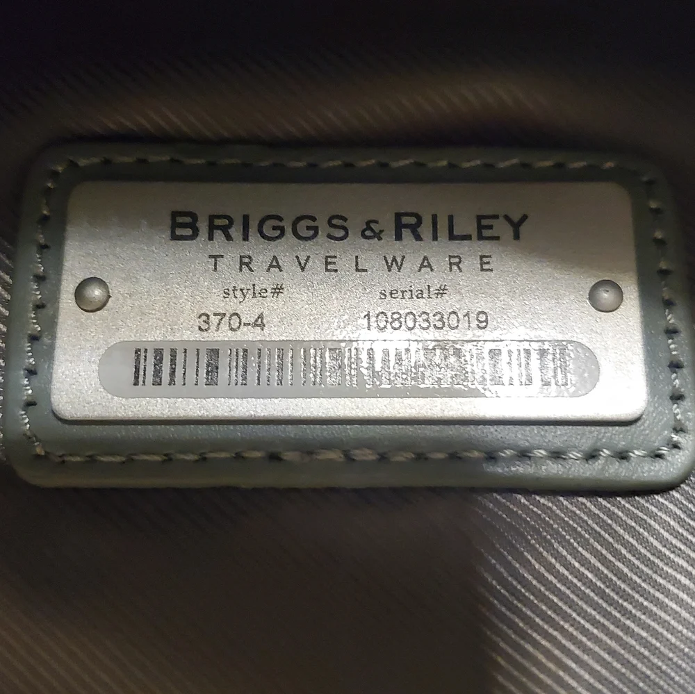 Brigs&Riley Sleek Black Men's Travel Luggage, Garment Bag Mens